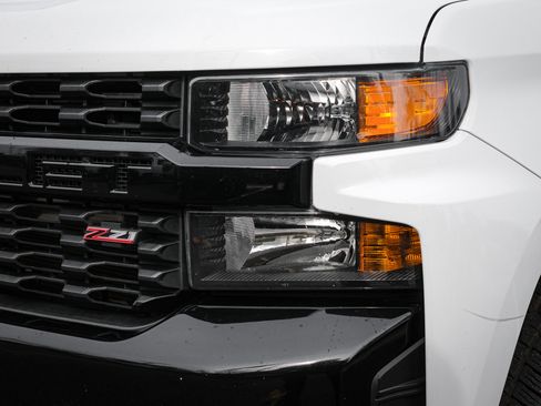 Used 2020 Chevrolet Silverado 1500 Custom Trail Boss w/ Custom Convenience Package image 6