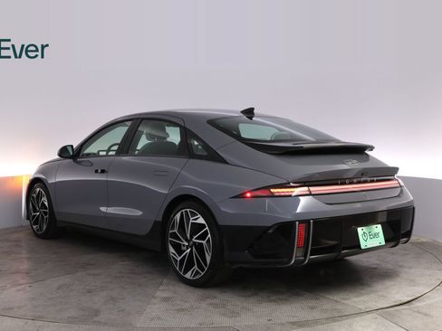 Used 2024 Hyundai Ioniq 6 Limited RWD image 17