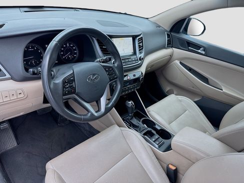 Used 2017 Hyundai Tucson Limited w/ Limited Ultimate Package 03 image 7