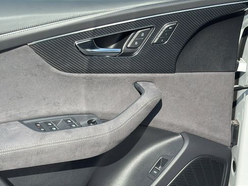 New 2026 Audi RS Q8 performance image 12