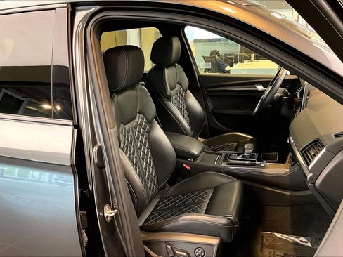 Used 2021 Audi SQ5 Premium Plus w/ Premium Plus Package AWD/4WD image 8