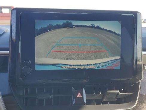 Certified 2023 Toyota Corolla LE image 29