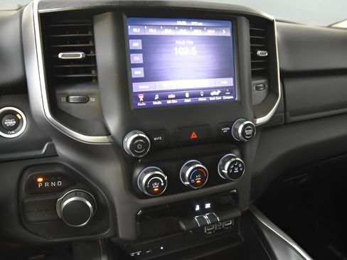 Used 2019 RAM 1500 Big Horn RWD image 25