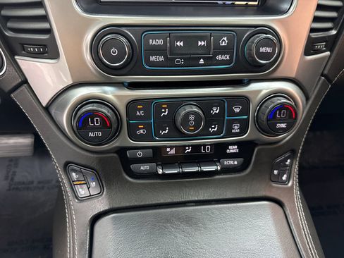 Used 2018 Chevrolet Tahoe Premier AWD/4WD image 29