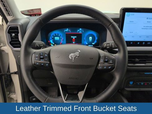 Used 2025 Ford Bronco Sport Badlands image 40