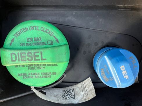 Used 2023 Ford F250 Lariat w/ Sport Appearance Package image 39