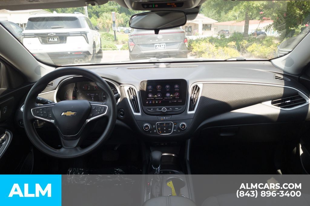 Used 2024 Chevrolet Malibu LT FWD image 18