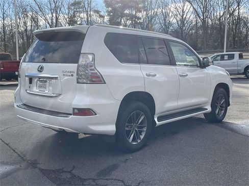 Used 2022 Lexus GX 460 Premium image 5