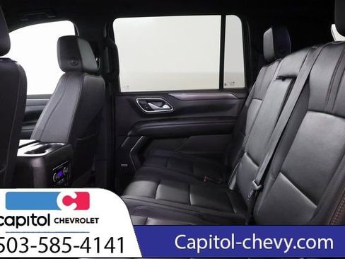 Used 2022 Chevrolet Suburban RST w/ Luxury Package AWD/4WD image 30