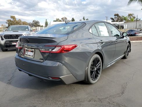 New 2026 Toyota Camry SE image 3