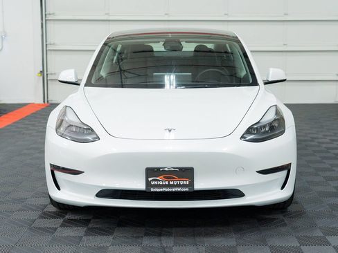 Used 2023 Tesla Model 3 Standard Range RWD image 2