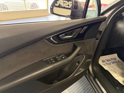 Used 2018 Audi Q7 3.0T Prestige image 27