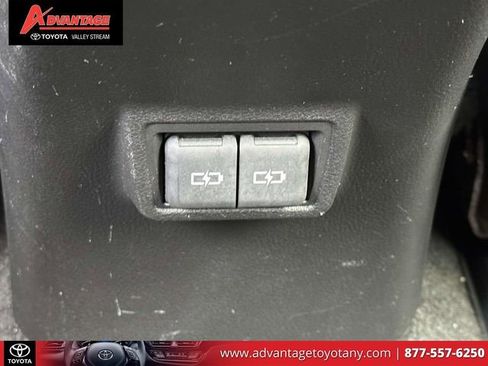 Used 2023 Lexus UX 250h F Sport AWD/4WD image 16