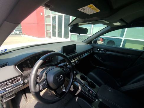 Used 2024 Honda Civic Sport image 13