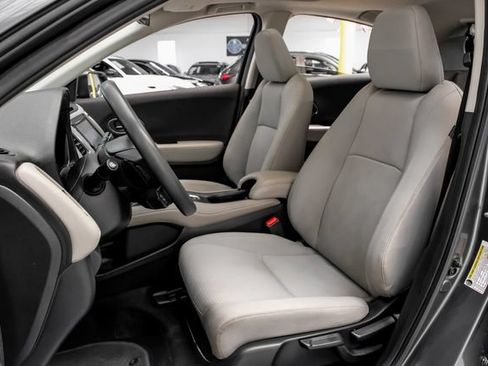 Used 2019 Honda HR-V EX image 34