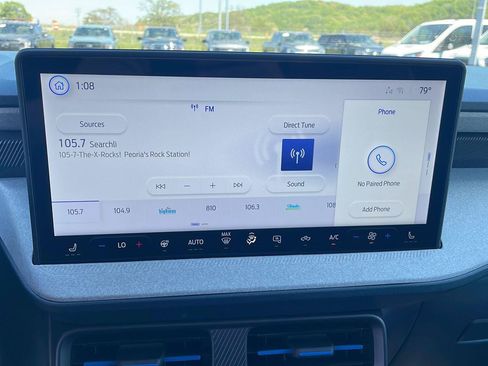 New 2026 Ford Maverick XLT w/ XLT Luxury Package FWD image 24