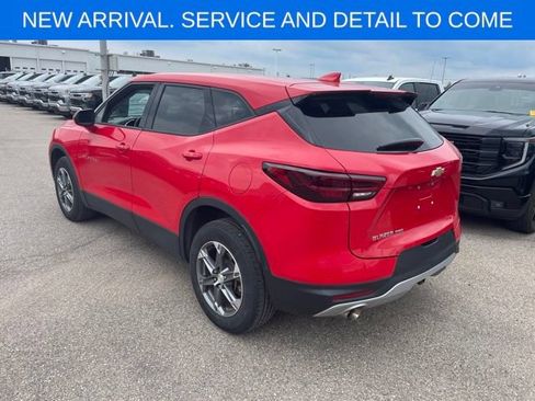 Used 2023 Chevrolet Blazer LT AWD/4WD image 4