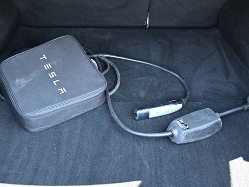 Used 2018 Tesla Model S 75D AWD/4WD image 13