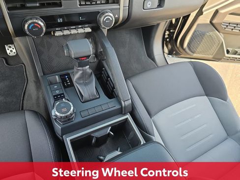 Certified 2025 Toyota Tacoma TRD Sport AWD/4WD image 27