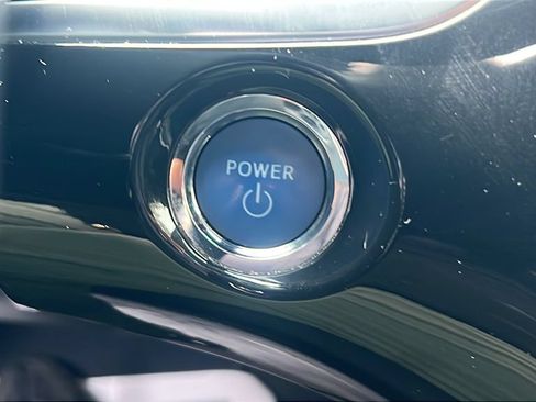 Used 2021 Toyota Prius Limited FWD image 27