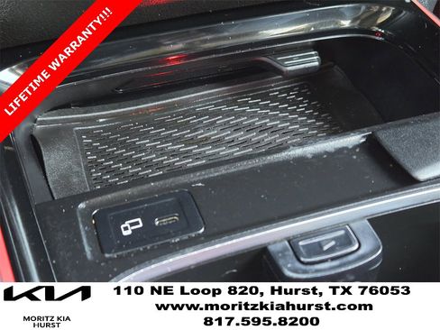 Used 2021 Mercedes-Benz GLB 250 4MATIC image 22