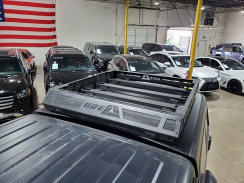 Used 2021 Jeep Gladiator Mojave AWD/4WD image 46