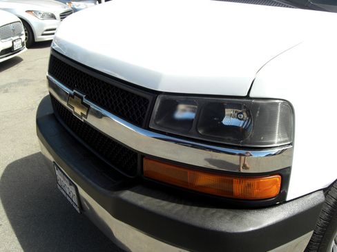 Used 2016 Chevrolet Express 3500 LT w/ LT Preferred Equipment Group image 23