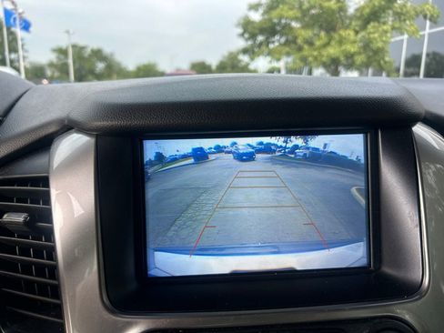 Used 2020 Chevrolet Tahoe LT AWD/4WD image 23