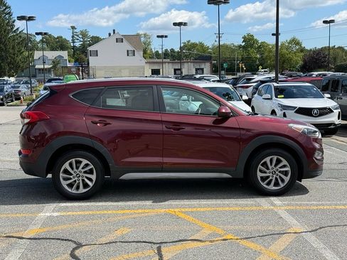 Used 2017 Hyundai Tucson SE w/ SE Popular Package 02 AWD/4WD image 7