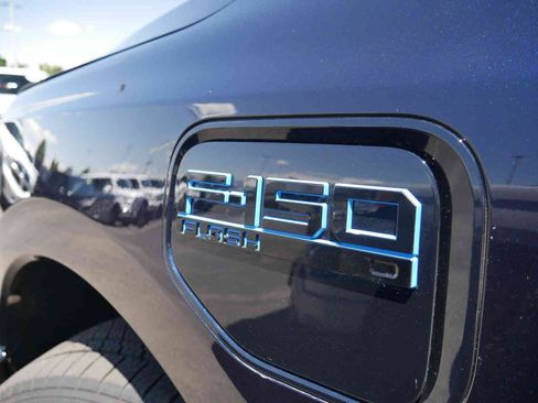 Used 2025 Ford F150 Lightning Flash AWD/4WD image 15