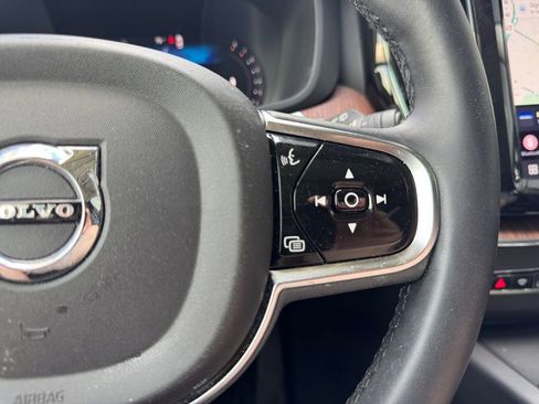 Certified 2024 Volvo XC60 B5 Plus w/ Protection Package Premier AWD/4WD image 16