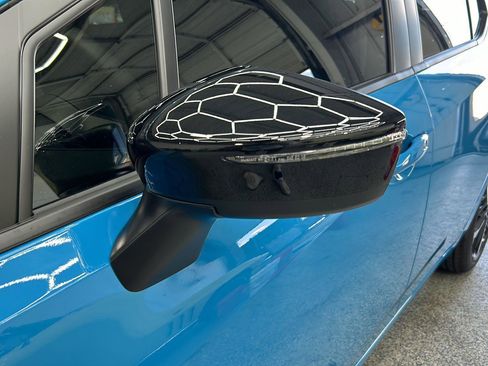 New 2025 Nissan Versa SR w/ Trunk Package image 11