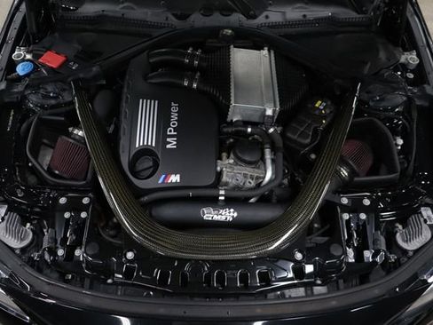 Used 2018 BMW M4 Coupe RWD image 23