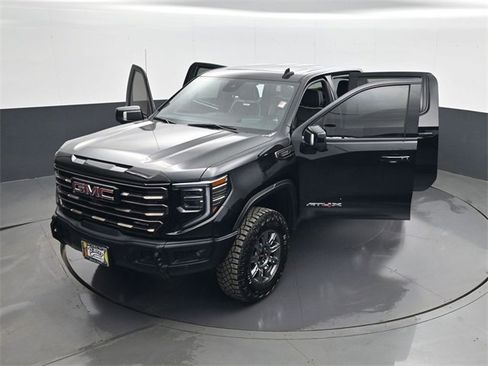 Used 2025 GMC Sierra 1500 AT4X image 30