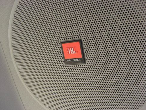 Used 2014 Toyota Highlander Limited image 15