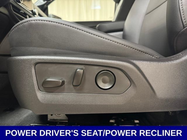 New 2026 Chevrolet Colorado LT w/ LT Convenience Package AWD/4WD image 18