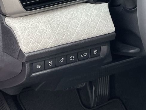 New 2026 Toyota Camry XLE FWD image 11