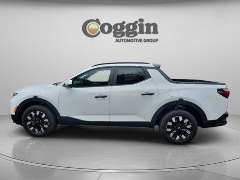 Certified 2025 Hyundai Santa Cruz SEL FWD image 2