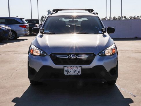 Used 2022 Subaru Crosstrek 2.0i AWD/4WD image 2
