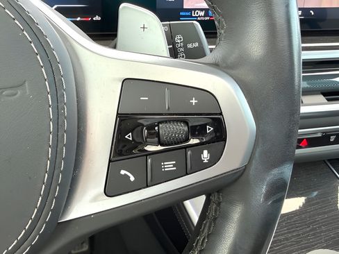 Used 2025 BMW X5 xDrive40i w/ M Sport Package AWD/4WD image 20