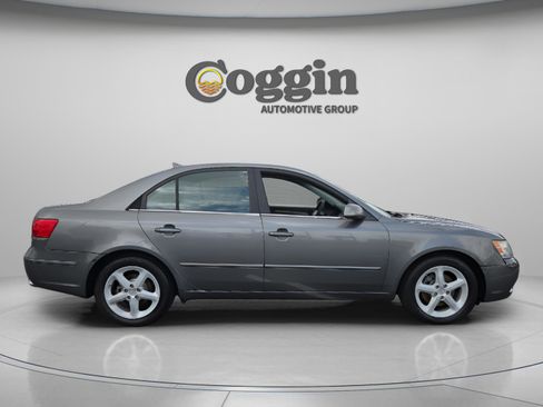 Used 2010 Hyundai Sonata SE FWD image 6