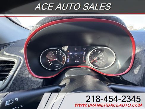 Used 2020 Jeep Compass Trailhawk image 12