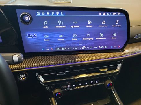 Used 2026 Chevrolet Traverse High Country image 7