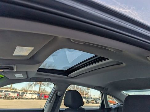 Used 2023 Honda Civic EX image 3