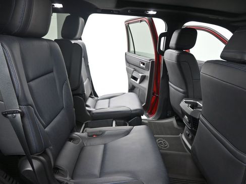 Used 2025 Toyota Sequoia Platinum AWD/4WD image 14