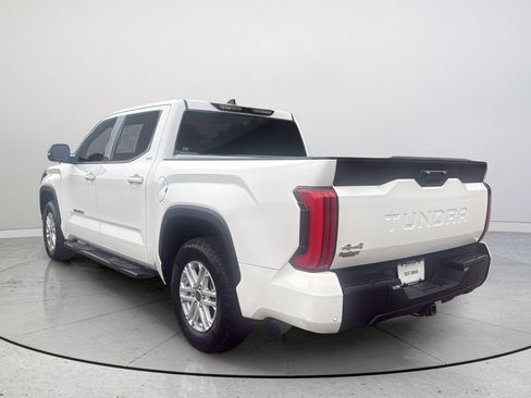 Used 2023 Toyota Tundra SR5 w/ SR5 Premium Package AWD/4WD image 9