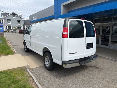 New 2026 Chevrolet Express 2500 w/ Driver Convenience Package RWD image 3