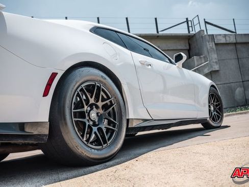Used 2018 Chevrolet Camaro ZL1 RWD image 37