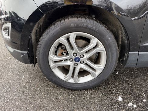 Used 2018 Ford Edge Titanium w/ Equipment Group 301A image 27