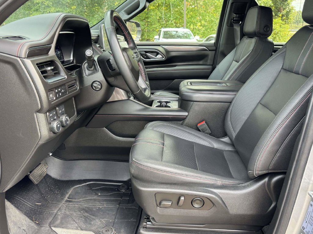 Used 2023 Chevrolet Tahoe RST w/ Luxury Package AWD/4WD image 22